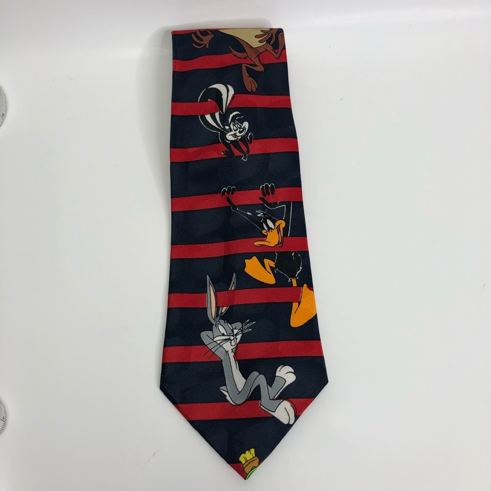 Looney Tunes Disney Men’s Necktie